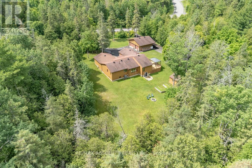 206 Deerwood Drive, Ottawa, Ontario  K0A 2H0 - Photo 41 - X12409662
