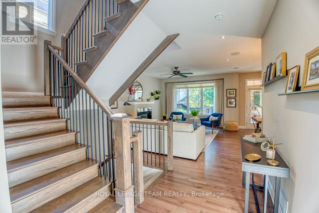 107 Kitsilano Court, Ottawa, Ontario  K2H 0B5 - Photo 5 - X12447055
