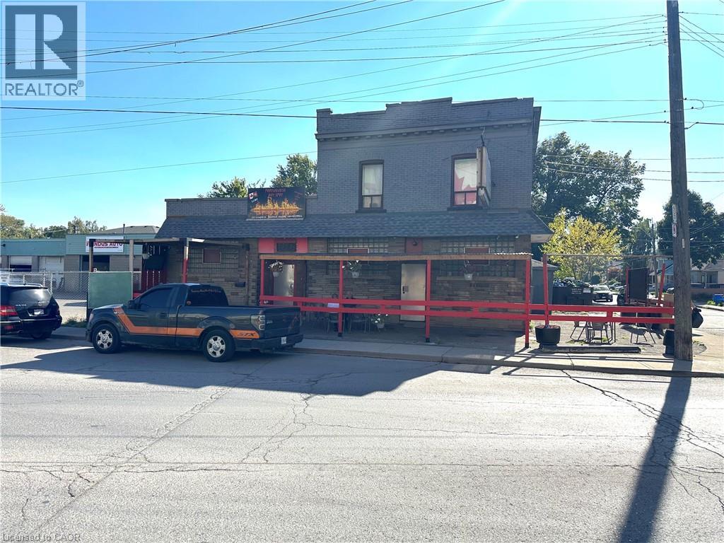 152 Grenfell Street, Hamilton, Ontario  L8H 3J2 - Photo 1 - 40777038
