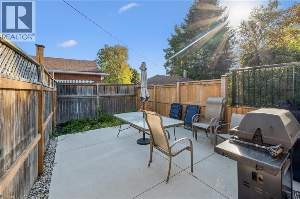 76 South Drive, Kitchener, Ontario  N2M 4B6 - Photo 38 - 40776911