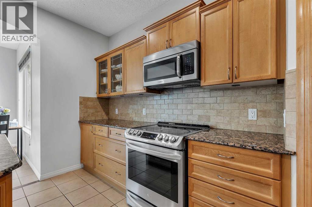 40 Crestmont Way Sw, Calgary, Alberta  T3B 0L6 - Photo 21 - A2224331