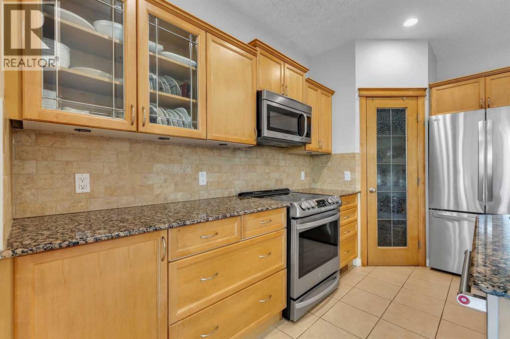 40 Crestmont Way Sw, Calgary, Alberta  T3B 0L6 - Photo 24 - A2224331