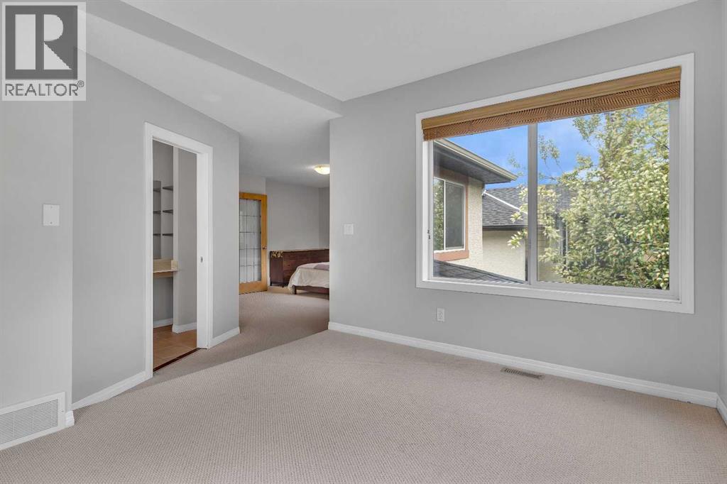 40 Crestmont Way Sw, Calgary, Alberta  T3B 0L6 - Photo 30 - A2224331