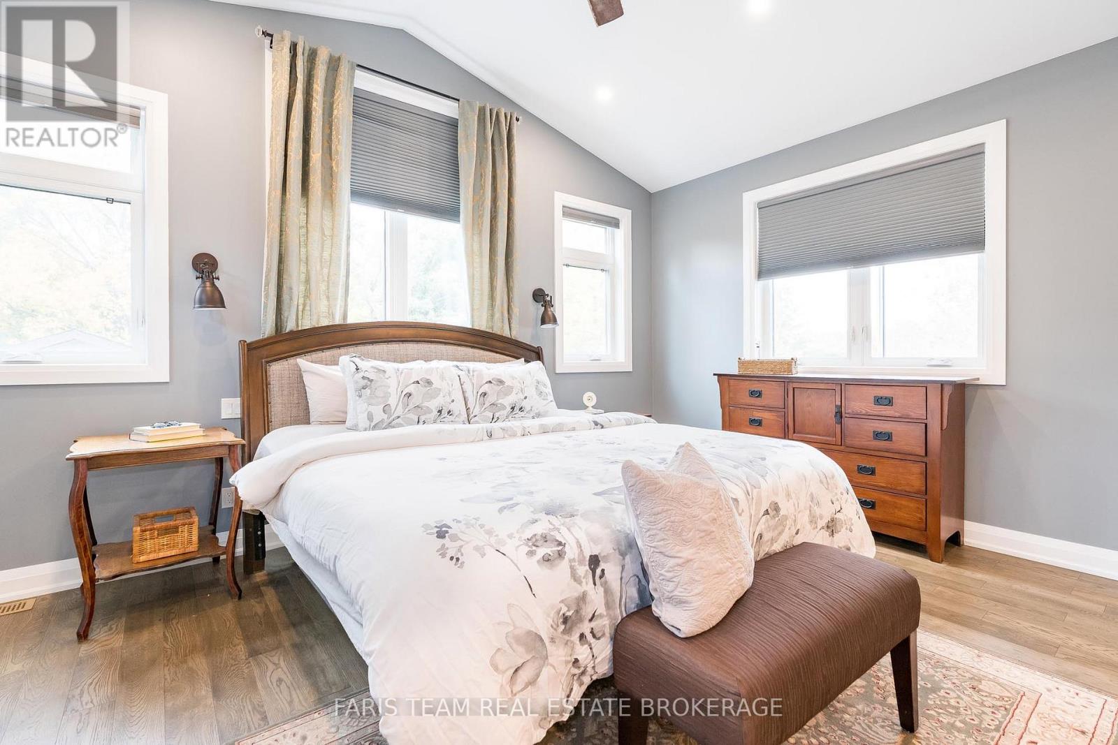 27 Garrett Crescent, Barrie, Ontario  L4M 5K7 - Photo 20 - S12448582