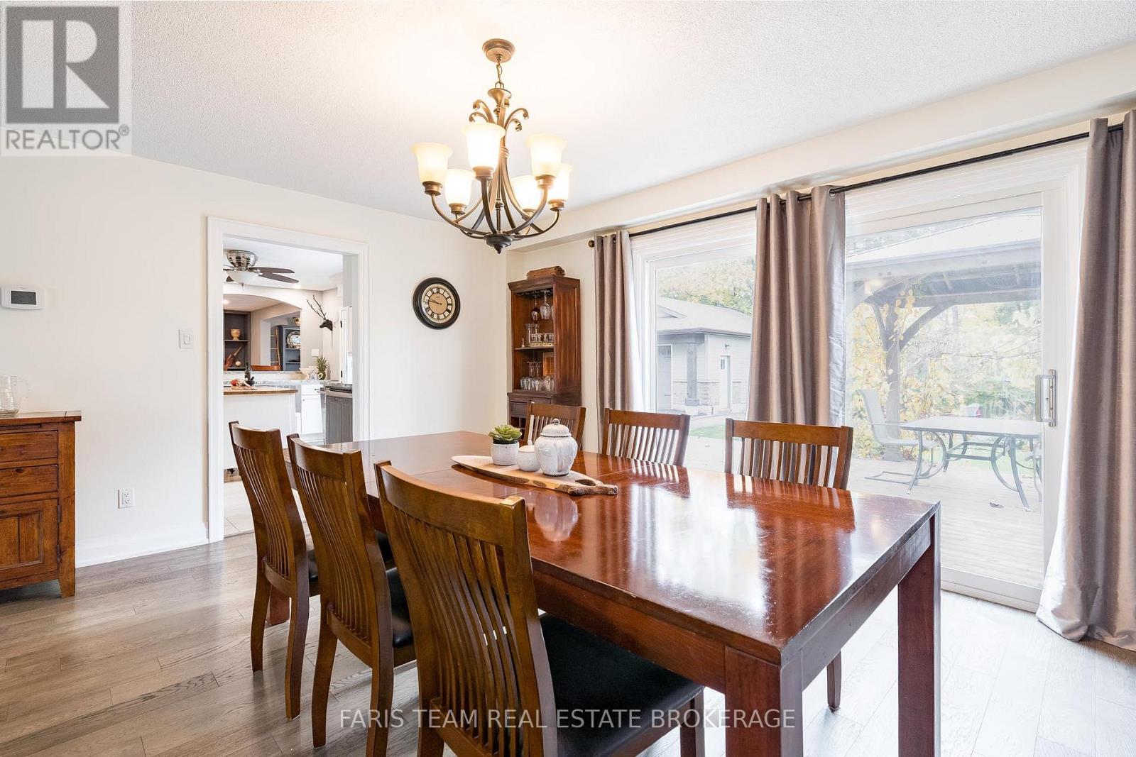 27 Garrett Crescent, Barrie, Ontario  L4M 5K7 - Photo 9 - S12448582