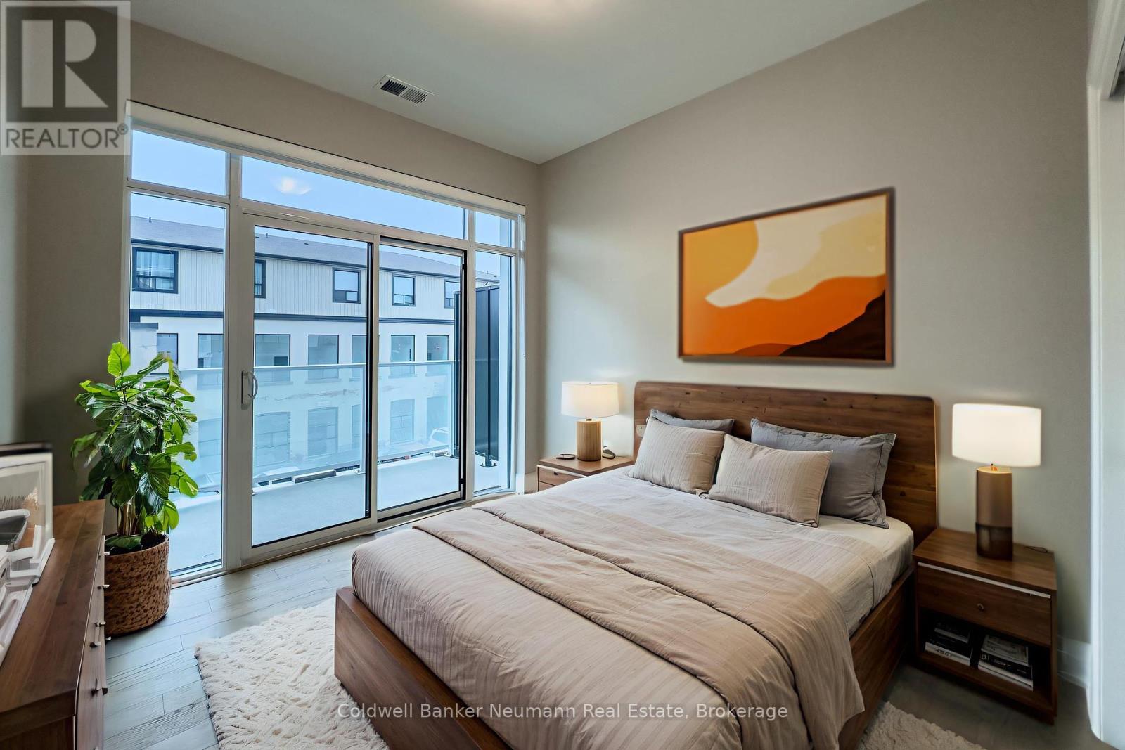 209 - 71 Wyndham Street S, Guelph, Ontario  N1E 5R3 - Photo 18 - X12448669