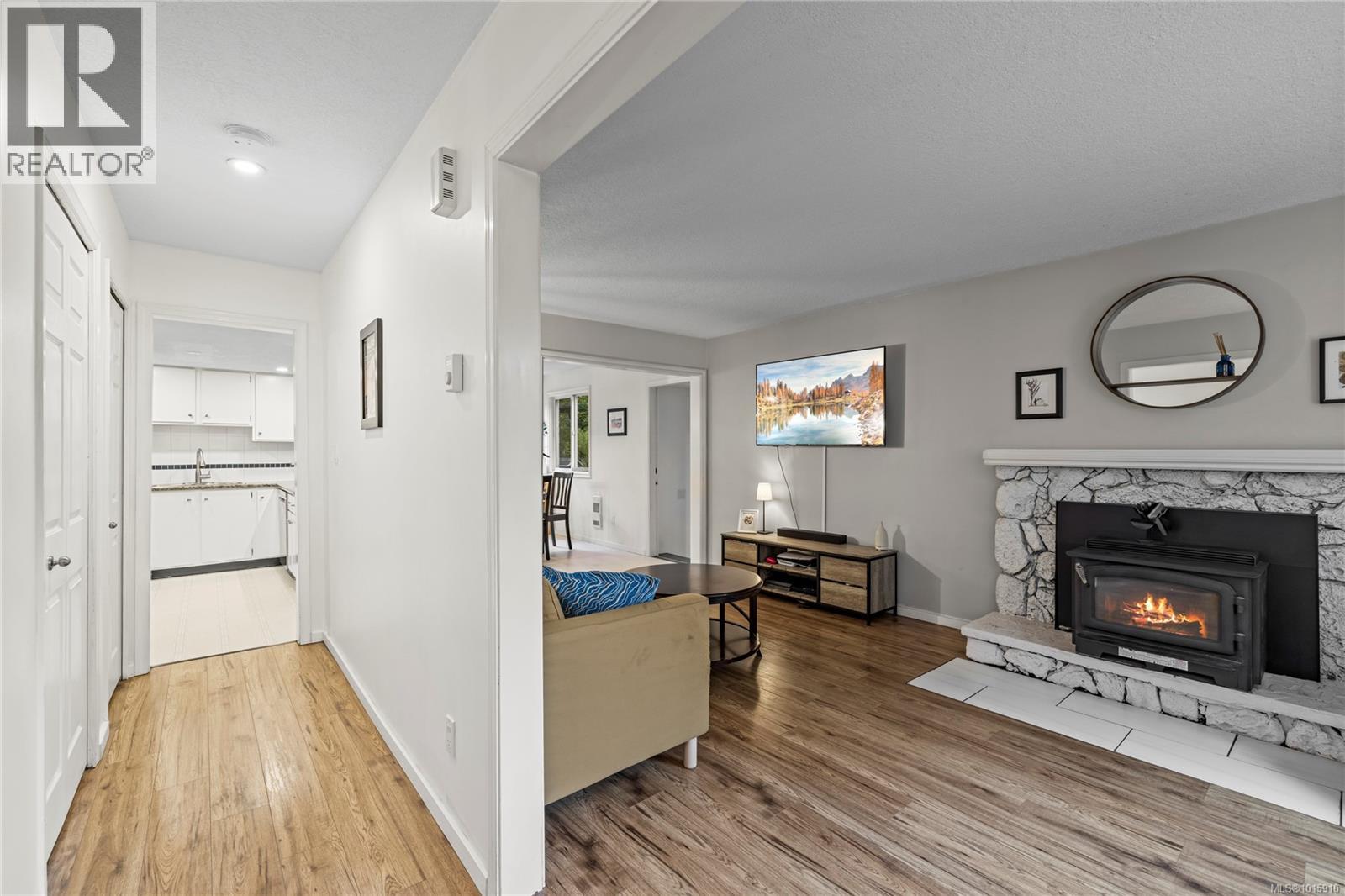 3711 Long Lake Terr, Nanaimo, British Columbia  V9T 2V2 - Photo 6 - 1015910