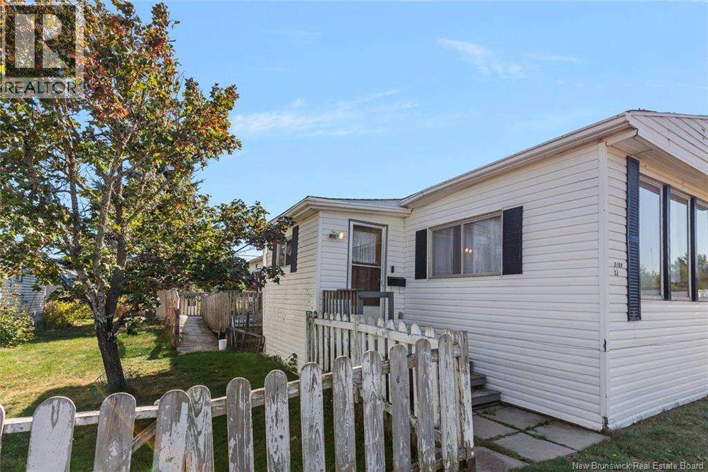52 Pioneer Avenue, Moncton, New Brunswick  E1G 1C9 - Photo 25 - NB128072
