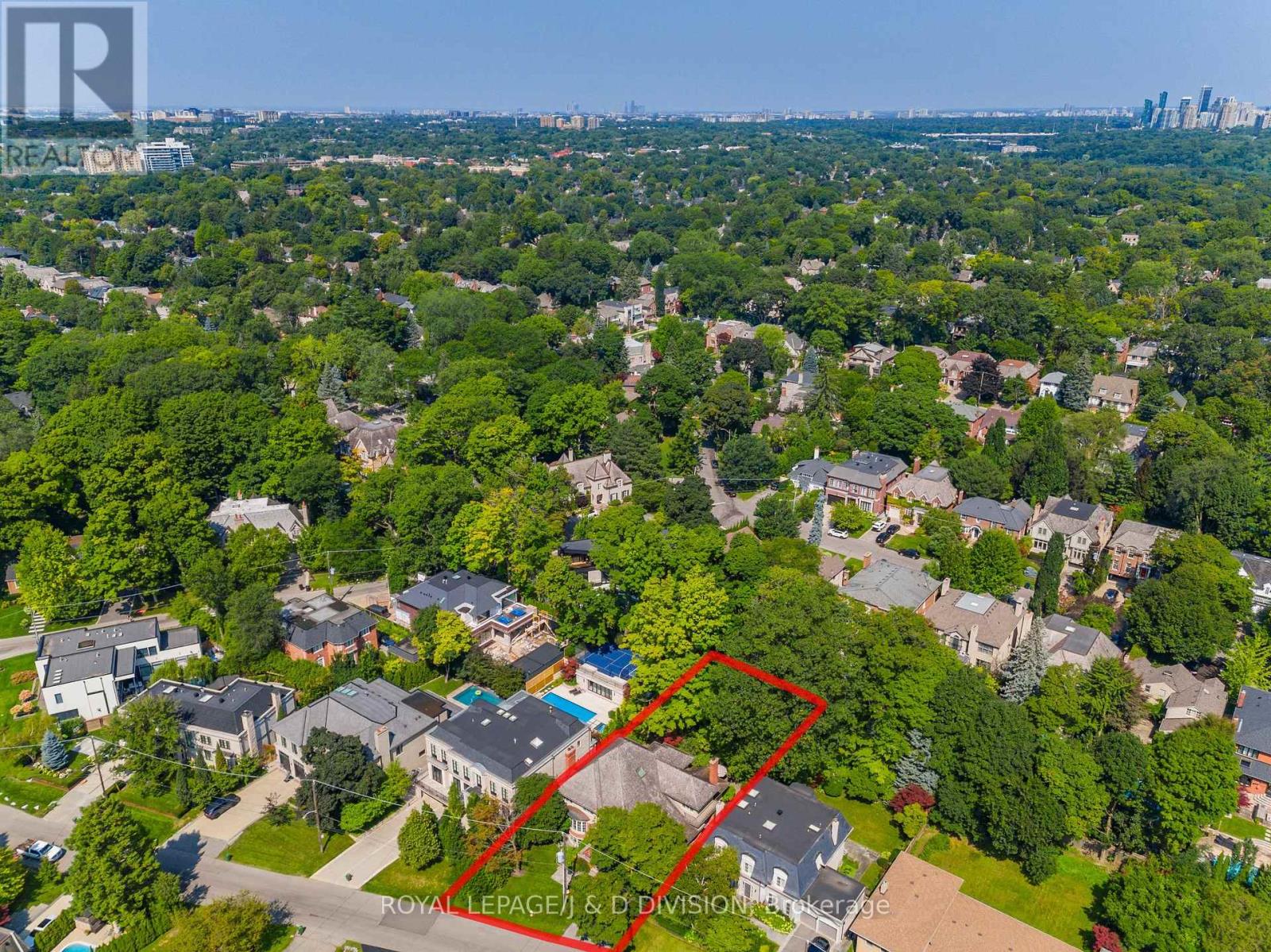 8 Glenallan Road, Toronto, Ontario  M4N 1G7 - Photo 43 - C12448665