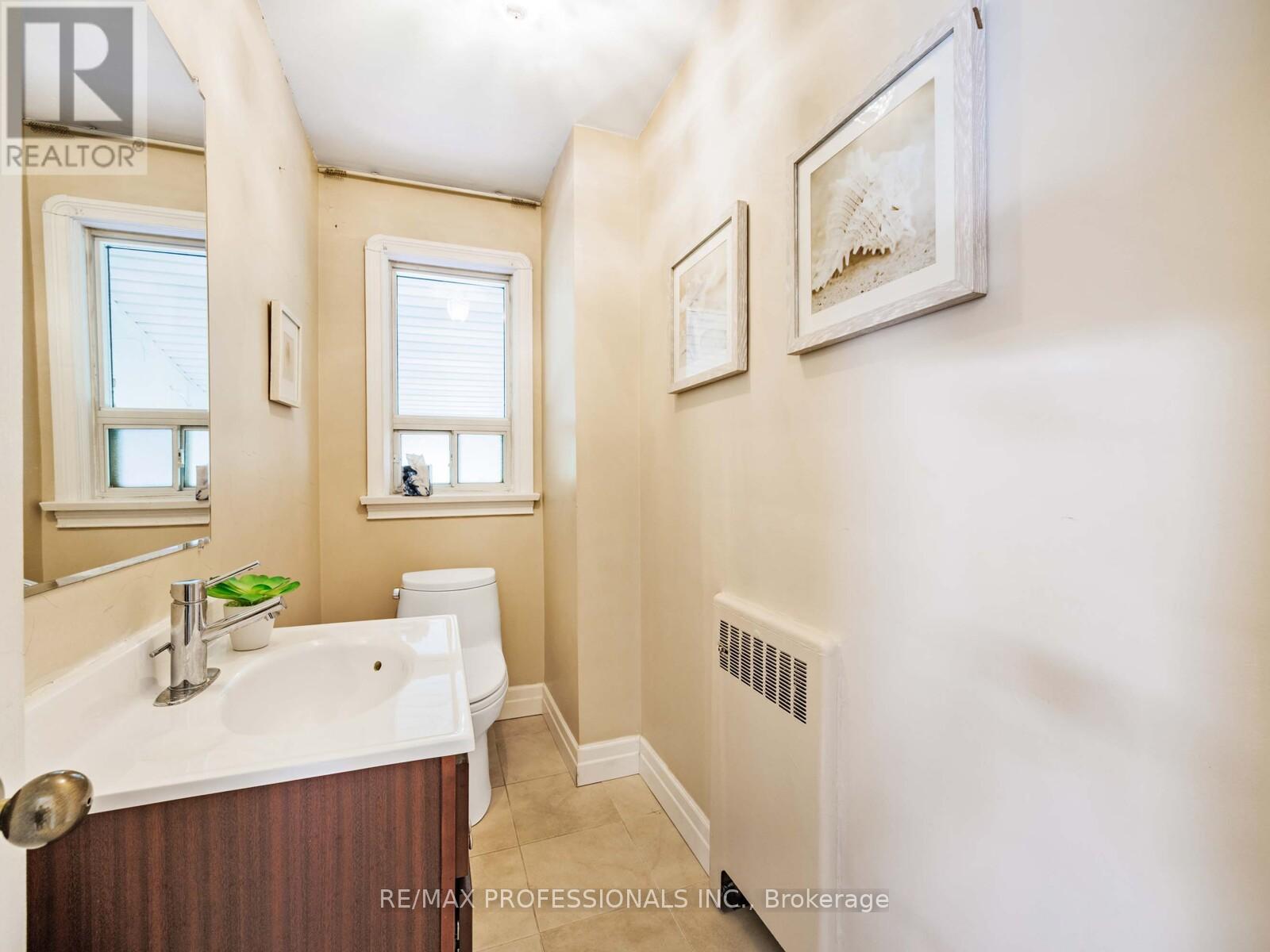 55 Craigmore Crescent, Toronto, Ontario  M2N 2Y6 - Photo 19 - C12448711