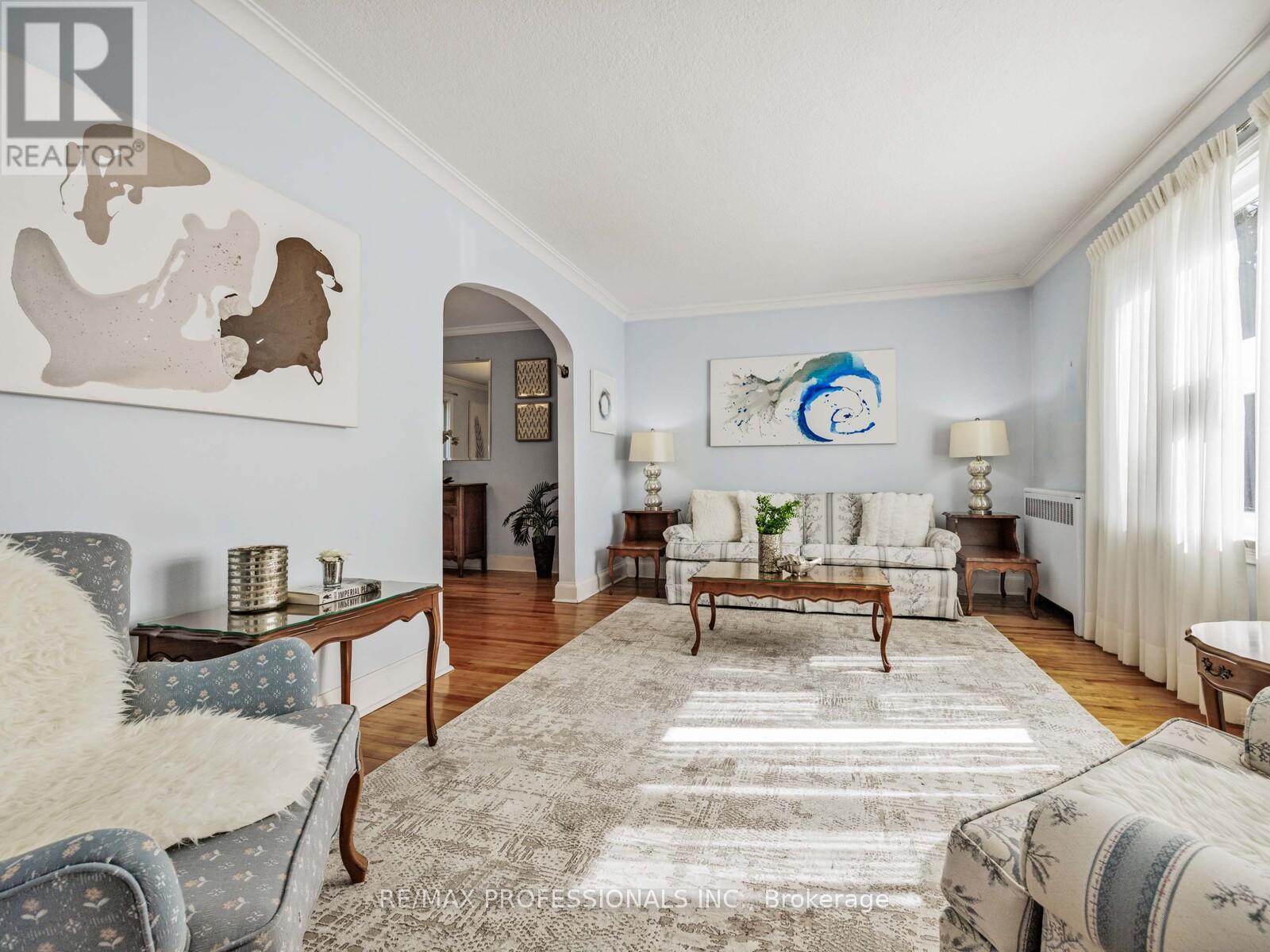 55 Craigmore Crescent, Toronto, Ontario  M2N 2Y6 - Photo 4 - C12448711