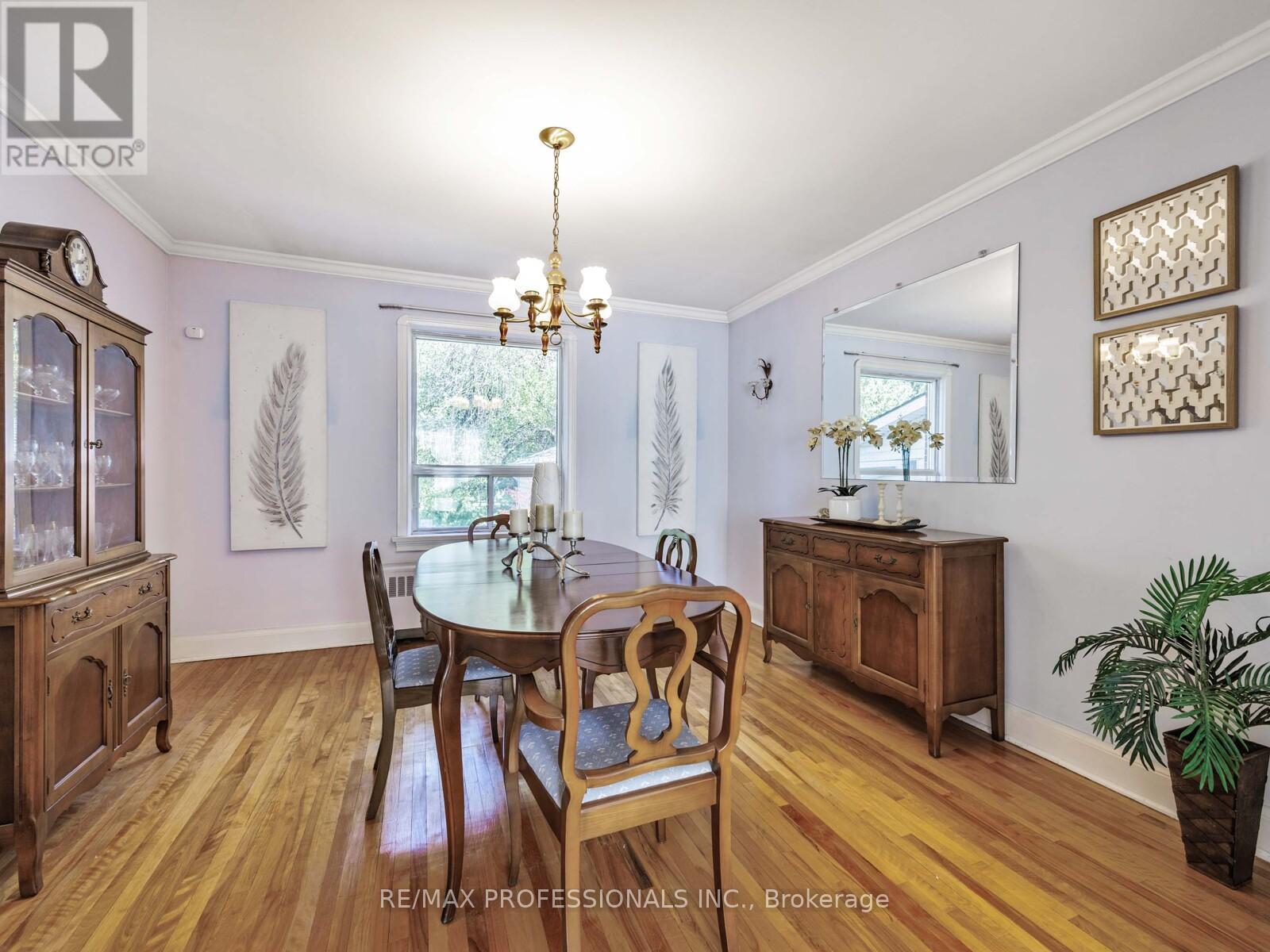 55 Craigmore Crescent, Toronto, Ontario  M2N 2Y6 - Photo 7 - C12448711