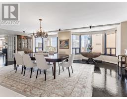 1810/1809 - 175 CUMBERLAND STREET, Toronto, Ontario