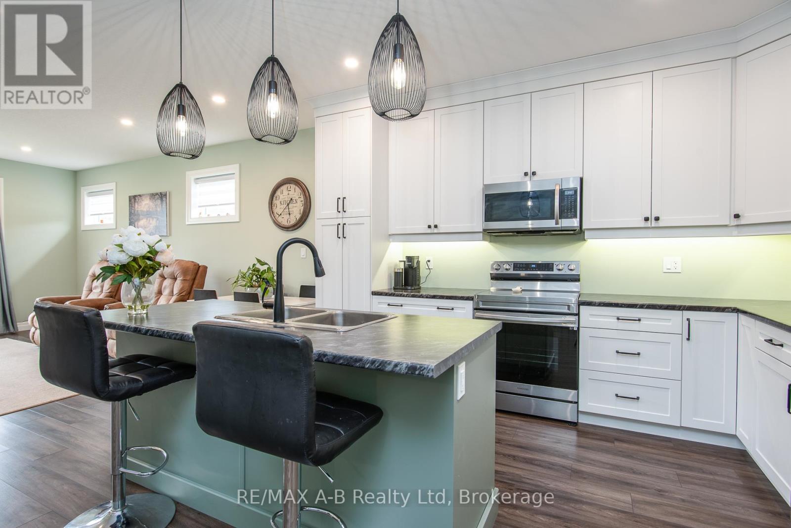172 HOOPER STREET, St. Marys, Ontario