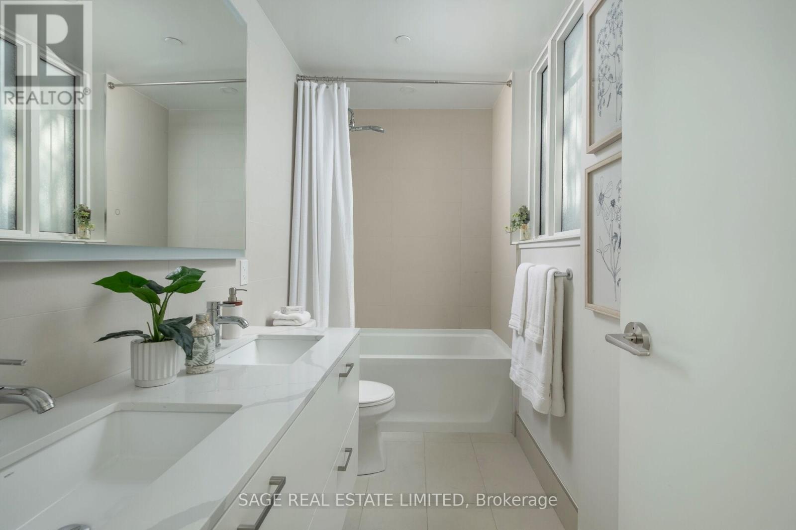 Th01 - 1331 Queen Street E, Toronto (South Riverdale), Ontario  M4L 0B1 - Photo 24 - E12448728
