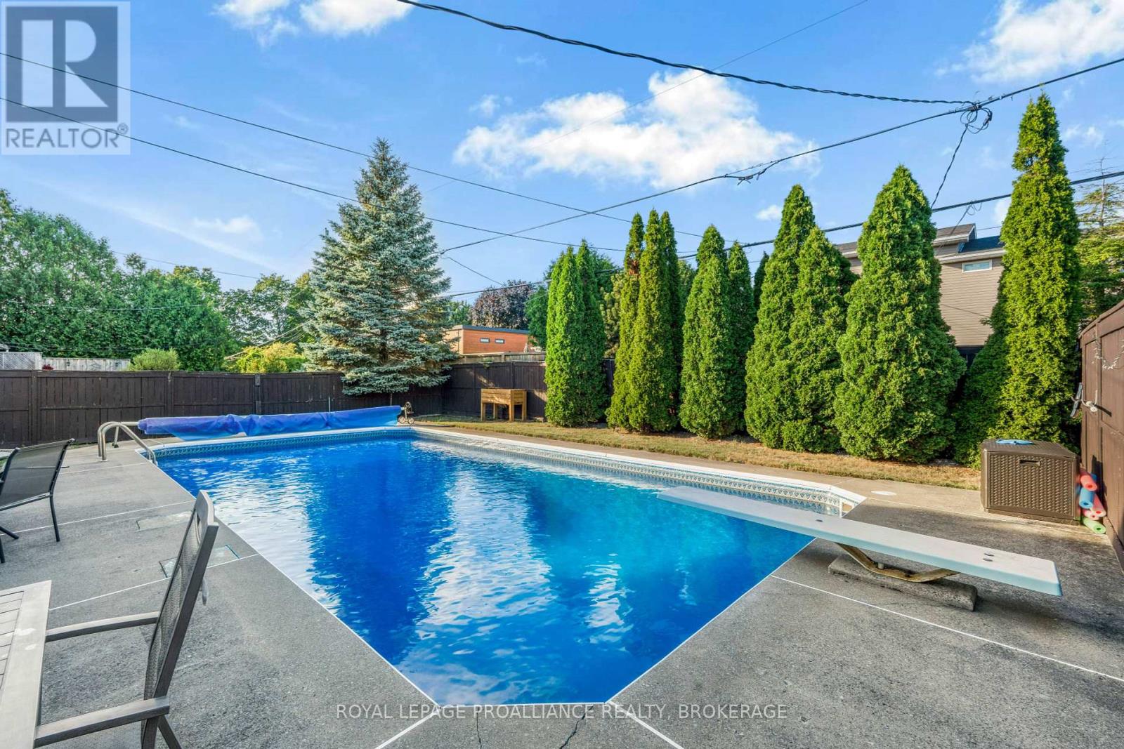 866 Pembridge Crescent, Kingston (South Of Taylor-Kidd Blvd), Ontario  K7M 6A4 - Photo 2 - X12380669
