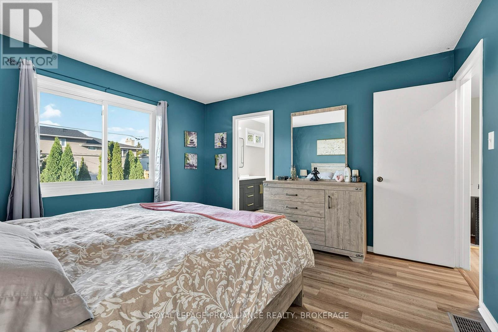 866 Pembridge Crescent, Kingston (South Of Taylor-Kidd Blvd), Ontario  K7M 6A4 - Photo 20 - X12380669