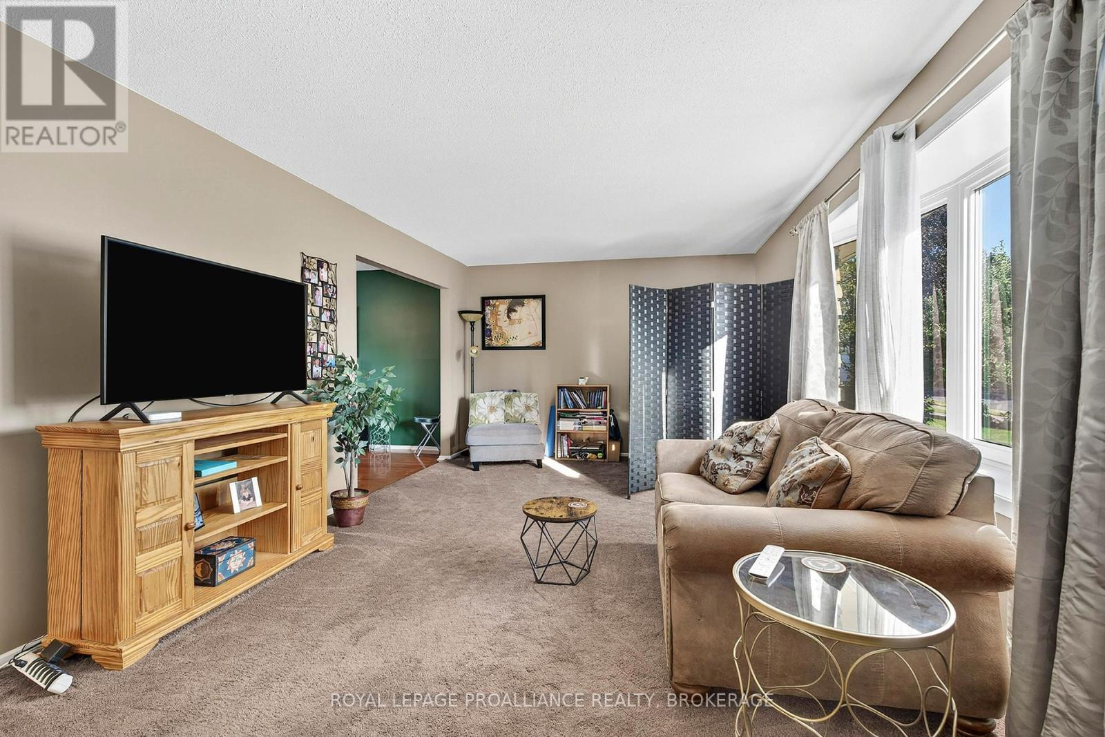 866 Pembridge Crescent, Kingston (South Of Taylor-Kidd Blvd), Ontario  K7M 6A4 - Photo 6 - X12380669