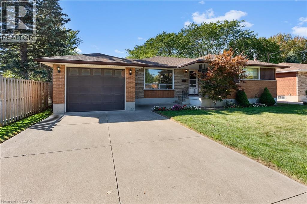 10 Harcove Street, St. Catharines, Ontario  L2N 1W8 - Photo 2 - 40776554