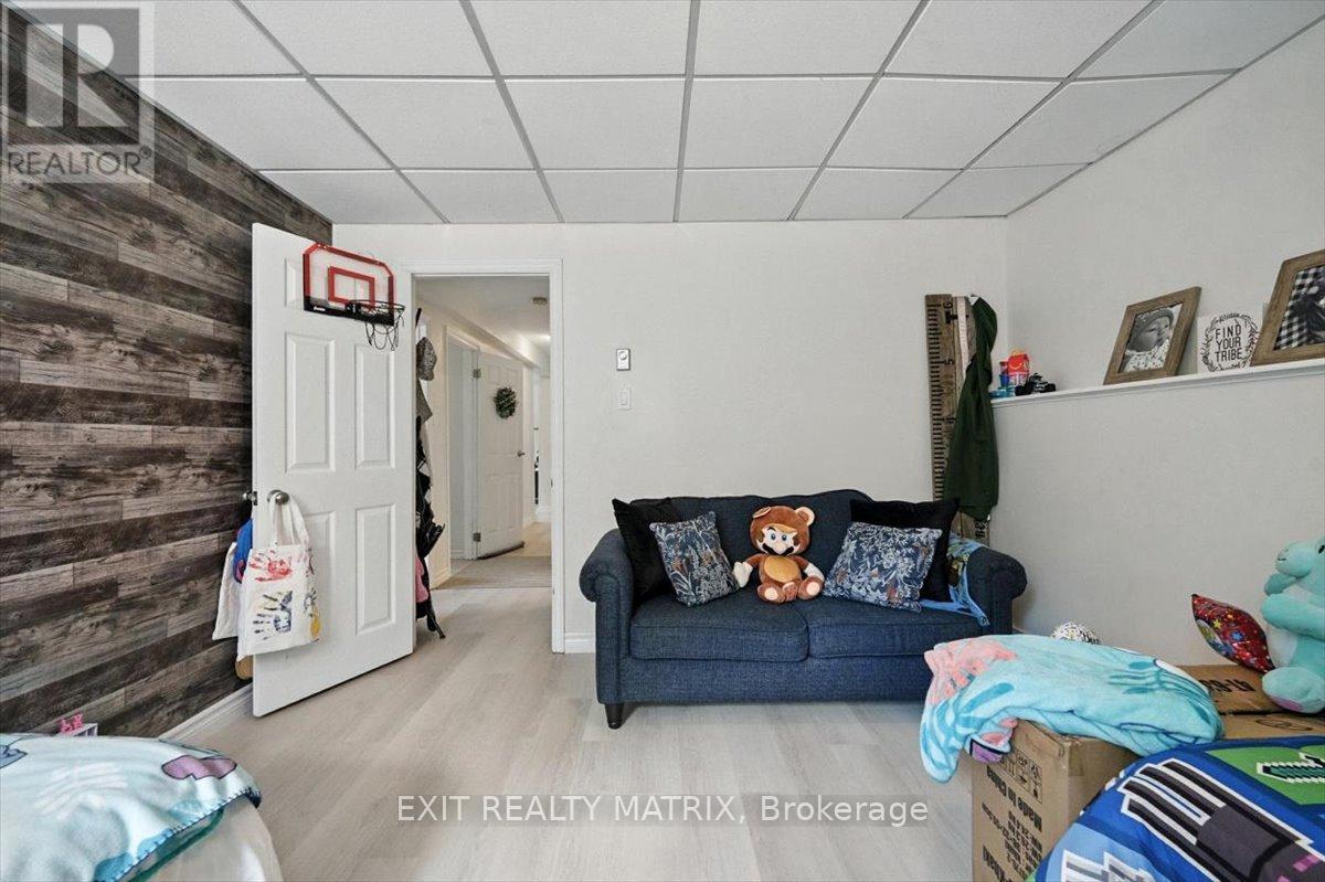 3333 White Spruce Street, Ottawa, Ontario  K0A 2W0 - Photo 27 - X12325948