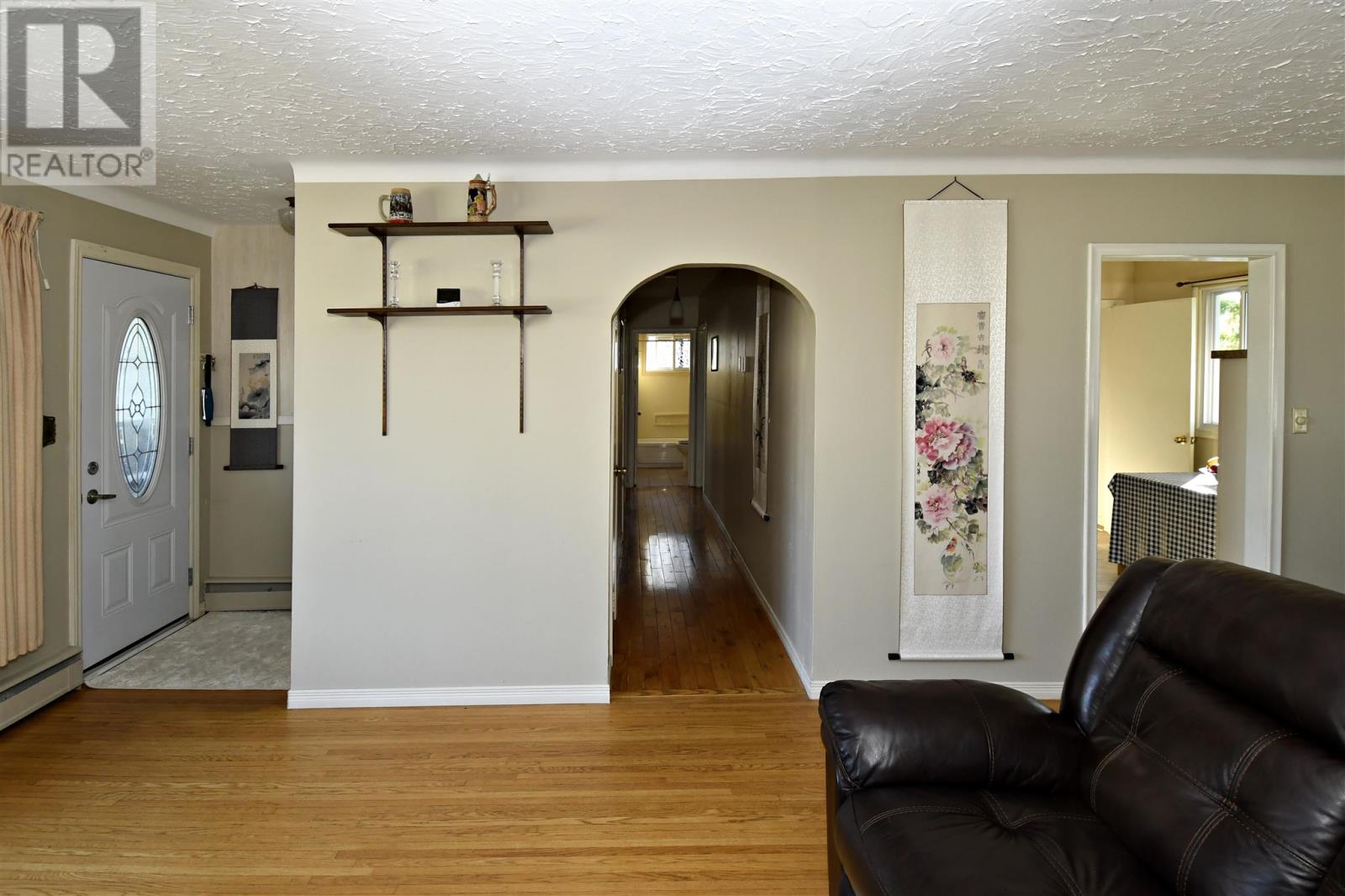537 Placid Ave, Sault Ste Marie, Ontario  P6B 3M4 - Photo 11 - SM252818