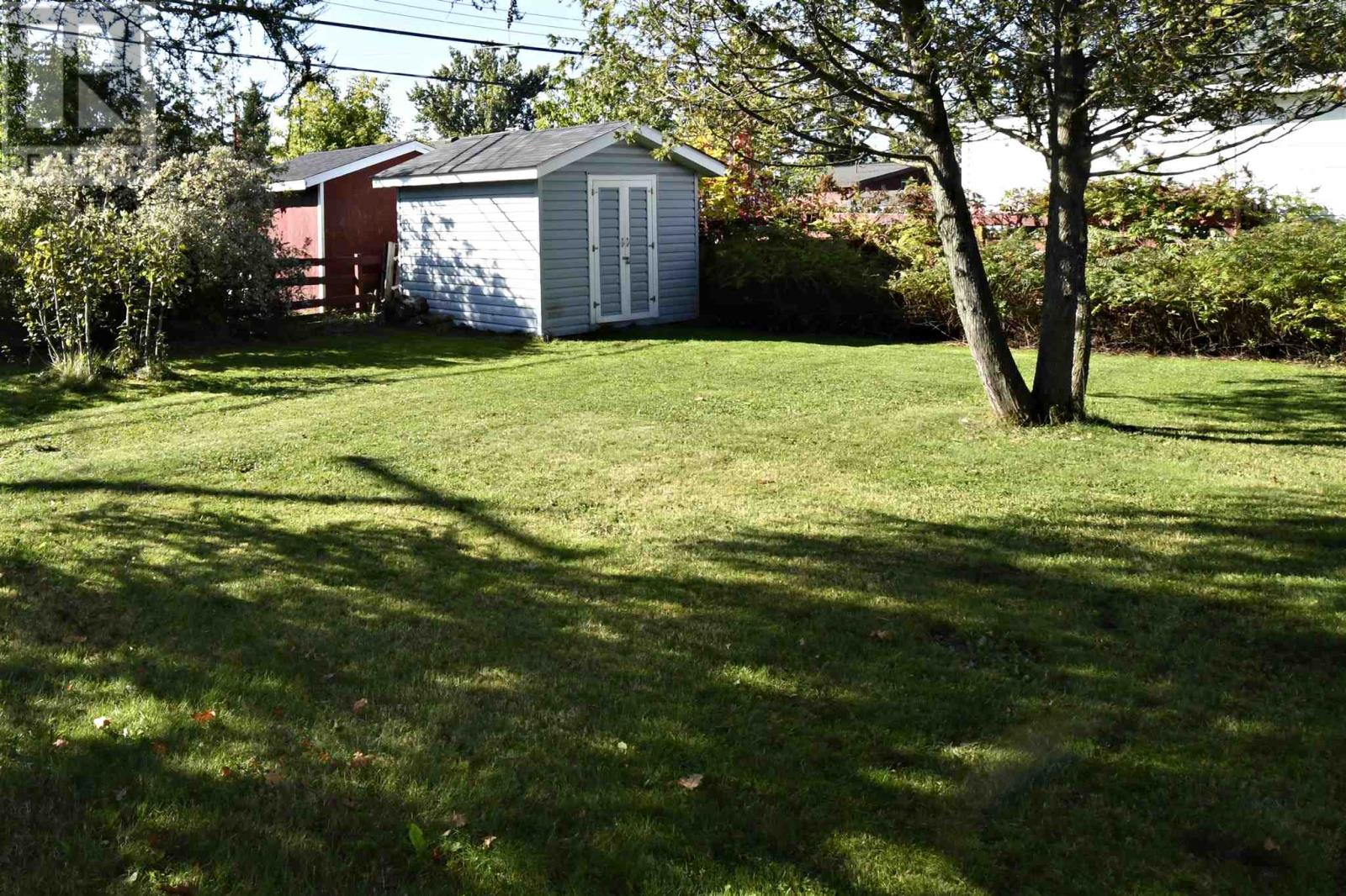 537 Placid Ave, Sault Ste Marie, Ontario  P6B 3M4 - Photo 24 - SM252818