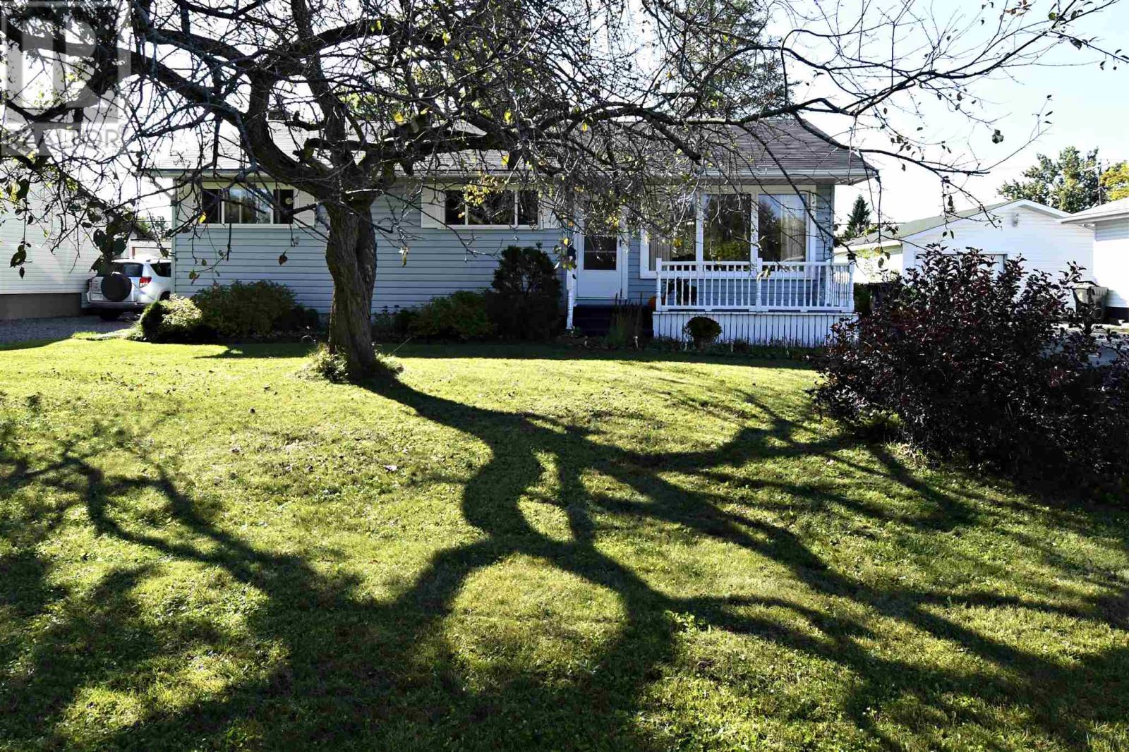 537 Placid Ave, Sault Ste Marie, Ontario  P6B 3M4 - Photo 26 - SM252818