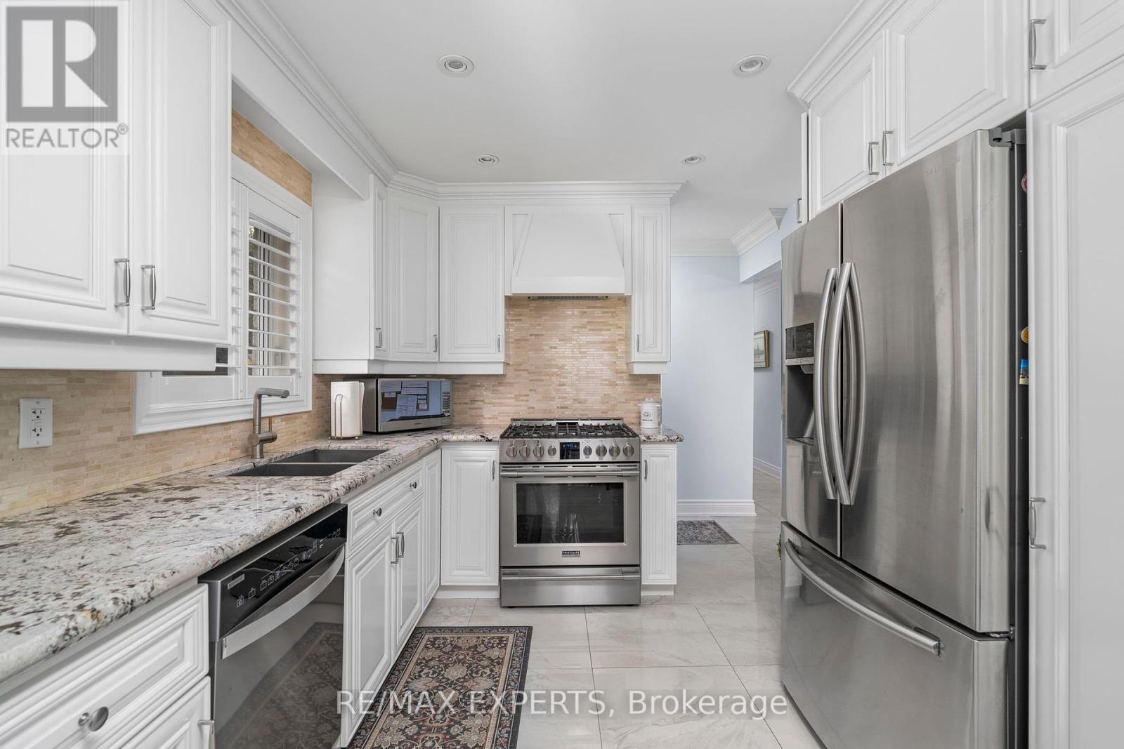76 Bachley Crescent, King, Ontario  L7B 0E8 - Photo 31 - N12448714