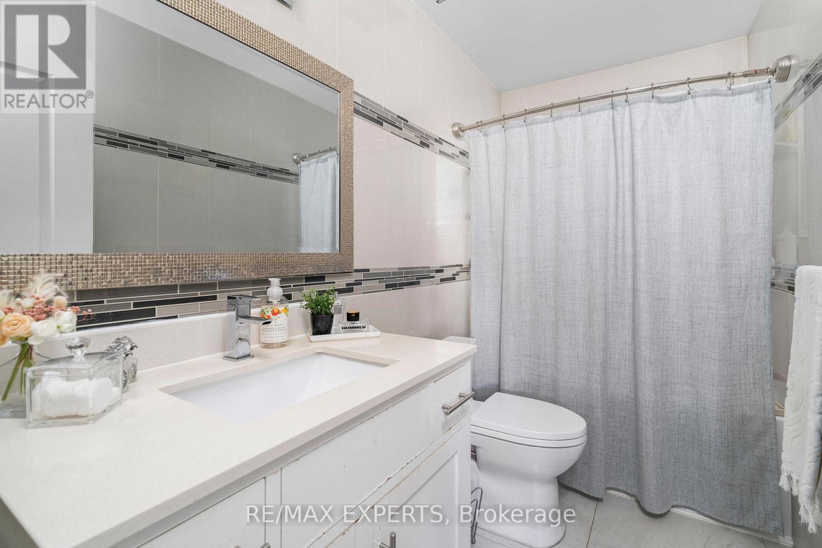 76 Bachley Crescent, King, Ontario  L7B 0E8 - Photo 33 - N12448714