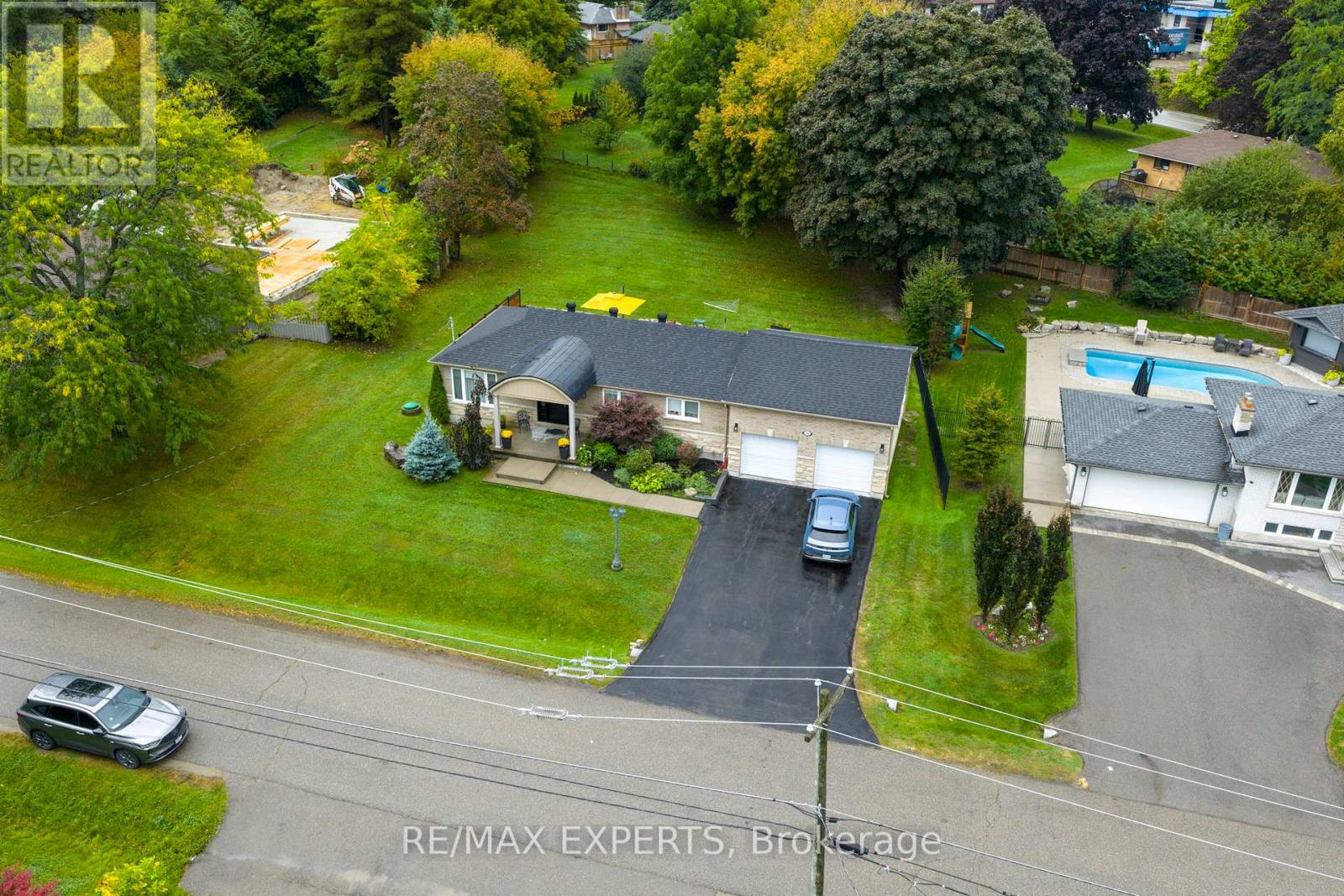 76 Bachley Crescent, King, Ontario  L7B 0E8 - Photo 9 - N12448714