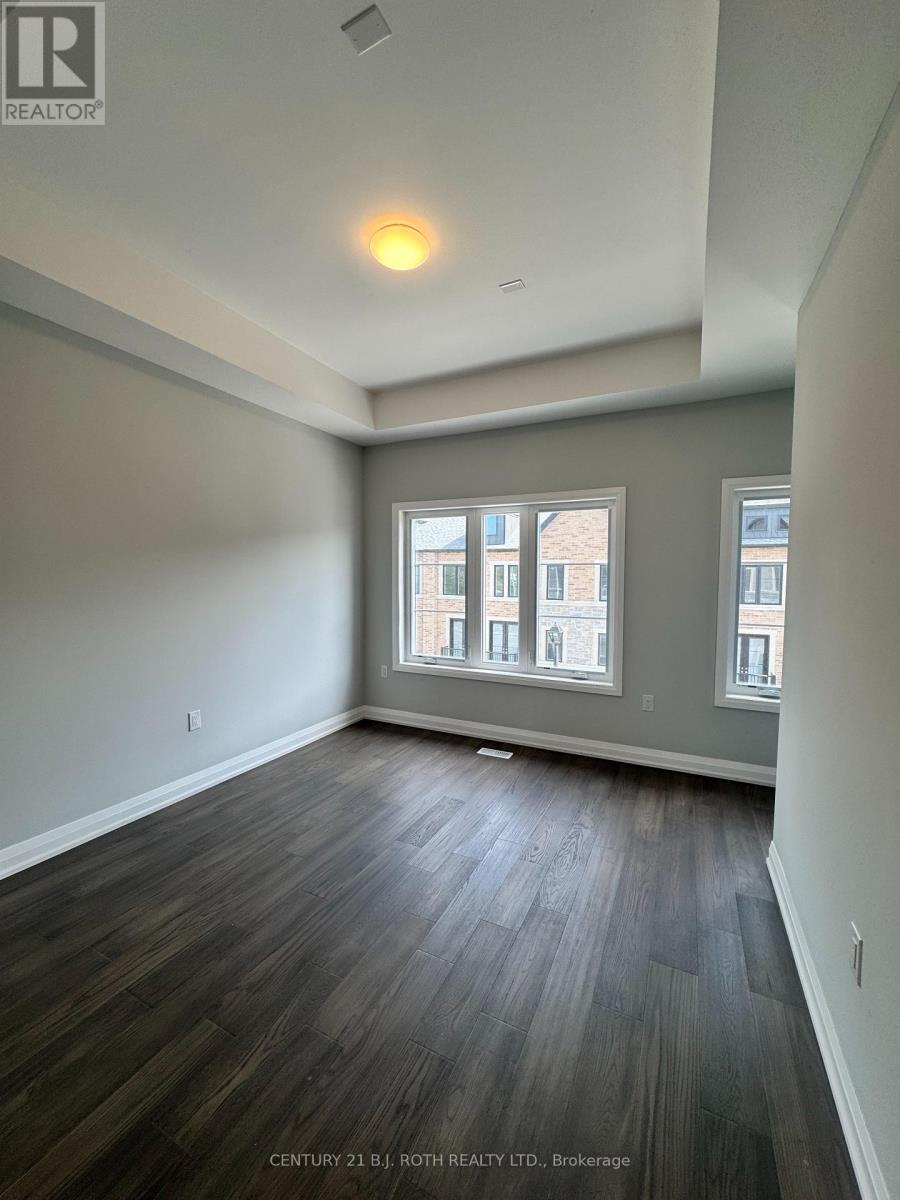12 - 260 Eagle Street, Newmarket, Ontario  L3Y 1K1 - Photo 10 - N12448715