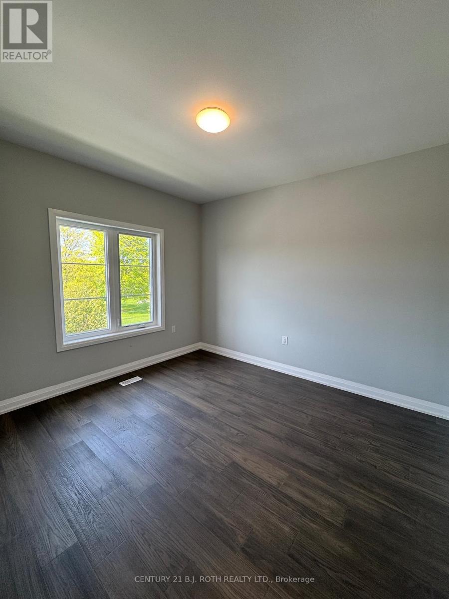 12 - 260 Eagle Street, Newmarket, Ontario  L3Y 1K1 - Photo 14 - N12448715