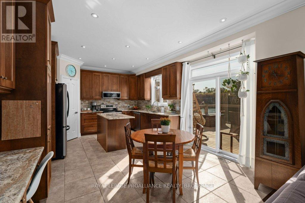 1415 Stoneridge Drive, Kingston, Ontario  K7M 9H6 - Photo 11 - X12448784