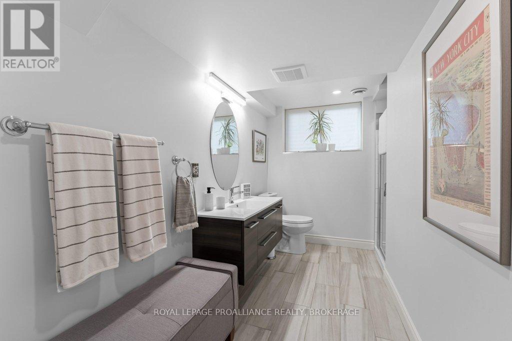 1415 Stoneridge Drive, Kingston, Ontario  K7M 9H6 - Photo 33 - X12448784
