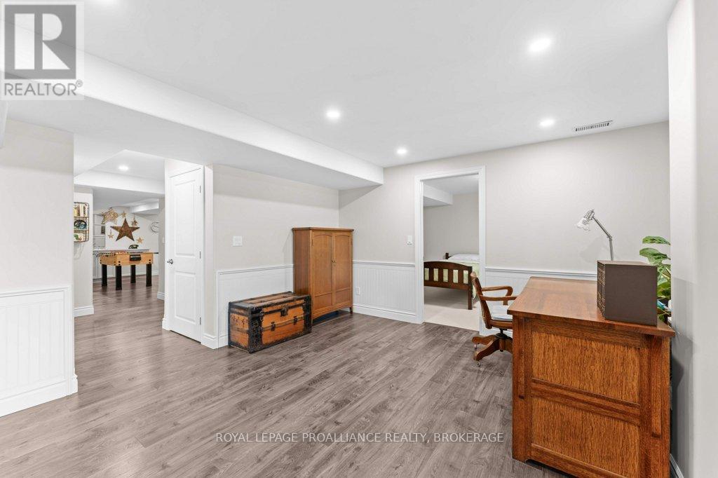 1415 Stoneridge Drive, Kingston, Ontario  K7M 9H6 - Photo 36 - X12448784