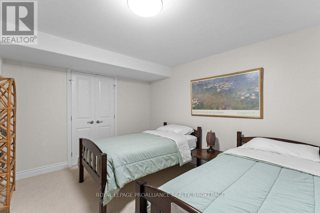 1415 Stoneridge Drive, Kingston, Ontario  K7M 9H6 - Photo 37 - X12448784