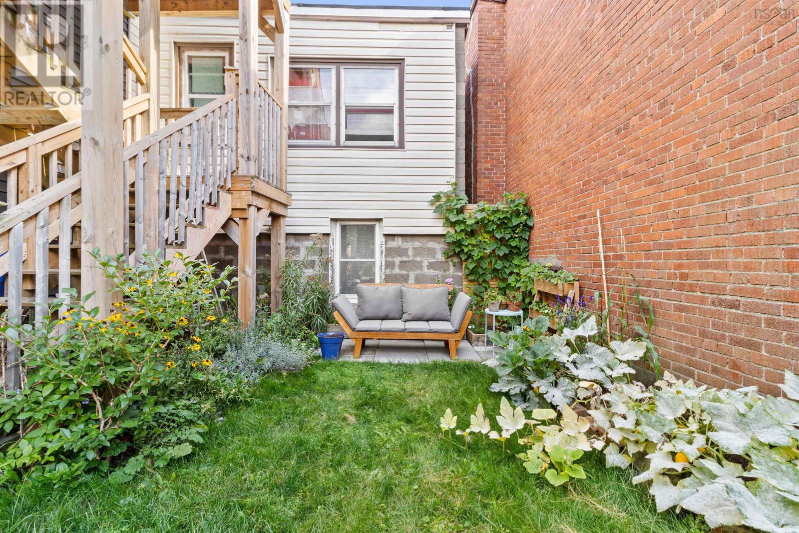 5528 Nora Bernard Street, Halifax Peninsula, Nova Scotia  B3K 1B2 - Photo 18 - 202525201