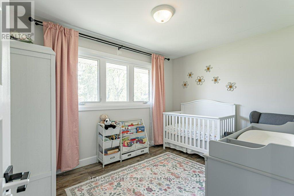 194 Appin Road, Southwest Middlesex, Ontario  N0L 1M0 - Photo 12 - X12448738