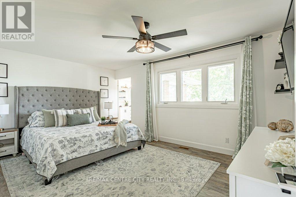 194 Appin Road, Southwest Middlesex, Ontario  N0L 1M0 - Photo 13 - X12448738