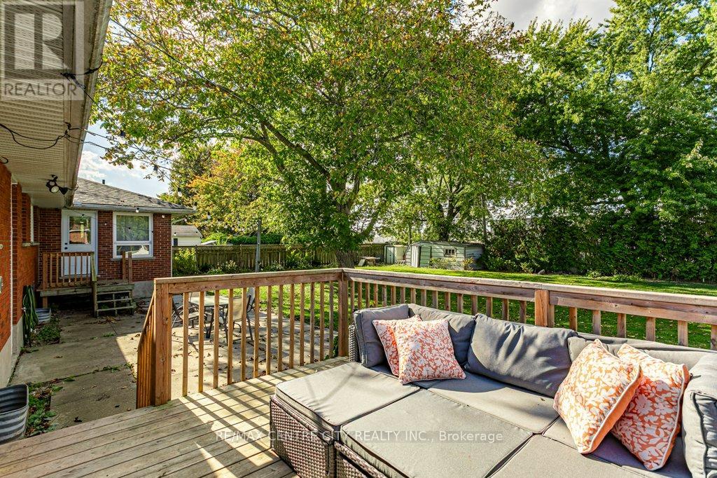 194 Appin Road, Southwest Middlesex, Ontario  N0L 1M0 - Photo 25 - X12448738