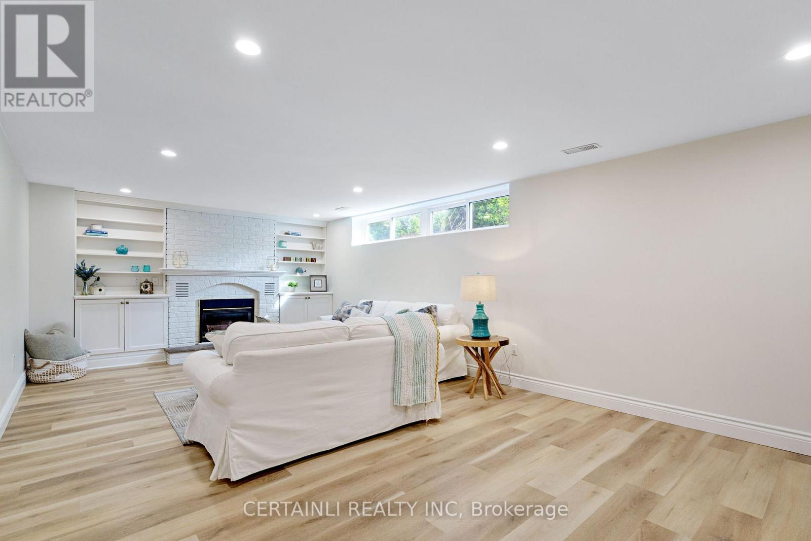 1180 Guildwood Boulevard, London North, Ontario  N6H 4G9 - Photo 31 - X12448778