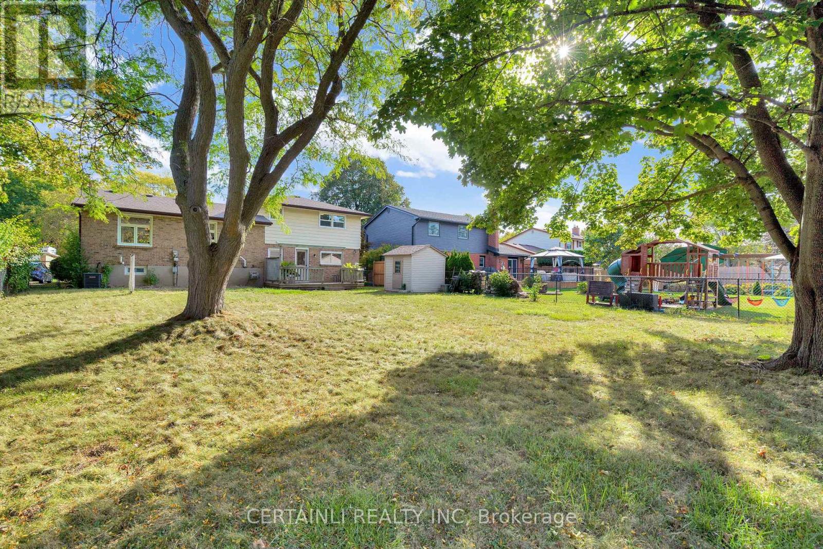 1180 Guildwood Boulevard, London North, Ontario  N6H 4G9 - Photo 40 - X12448778