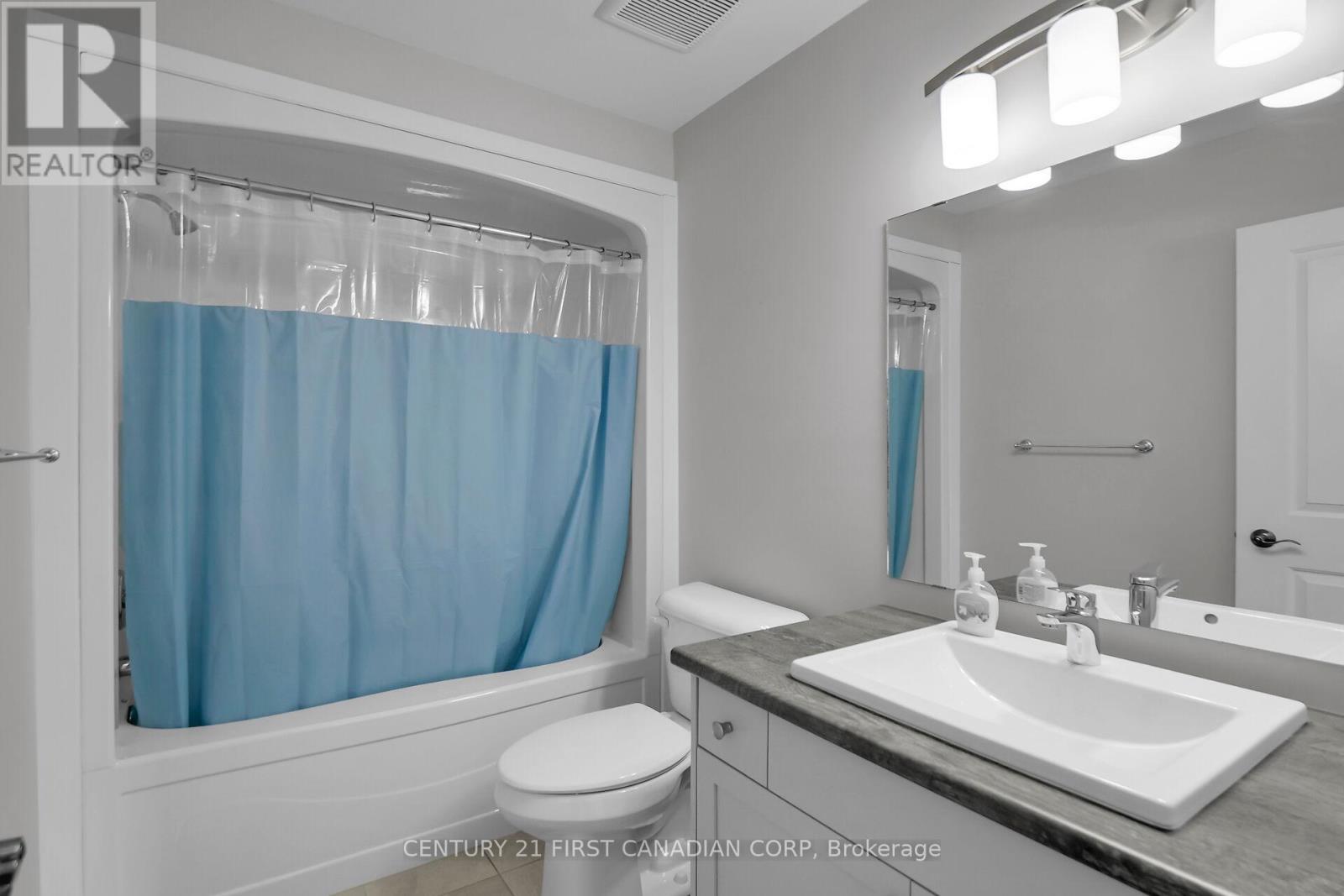 226 Emery Street, Central Elgin, Ontario  N5L 0A5 - Photo 15 - X12448787
