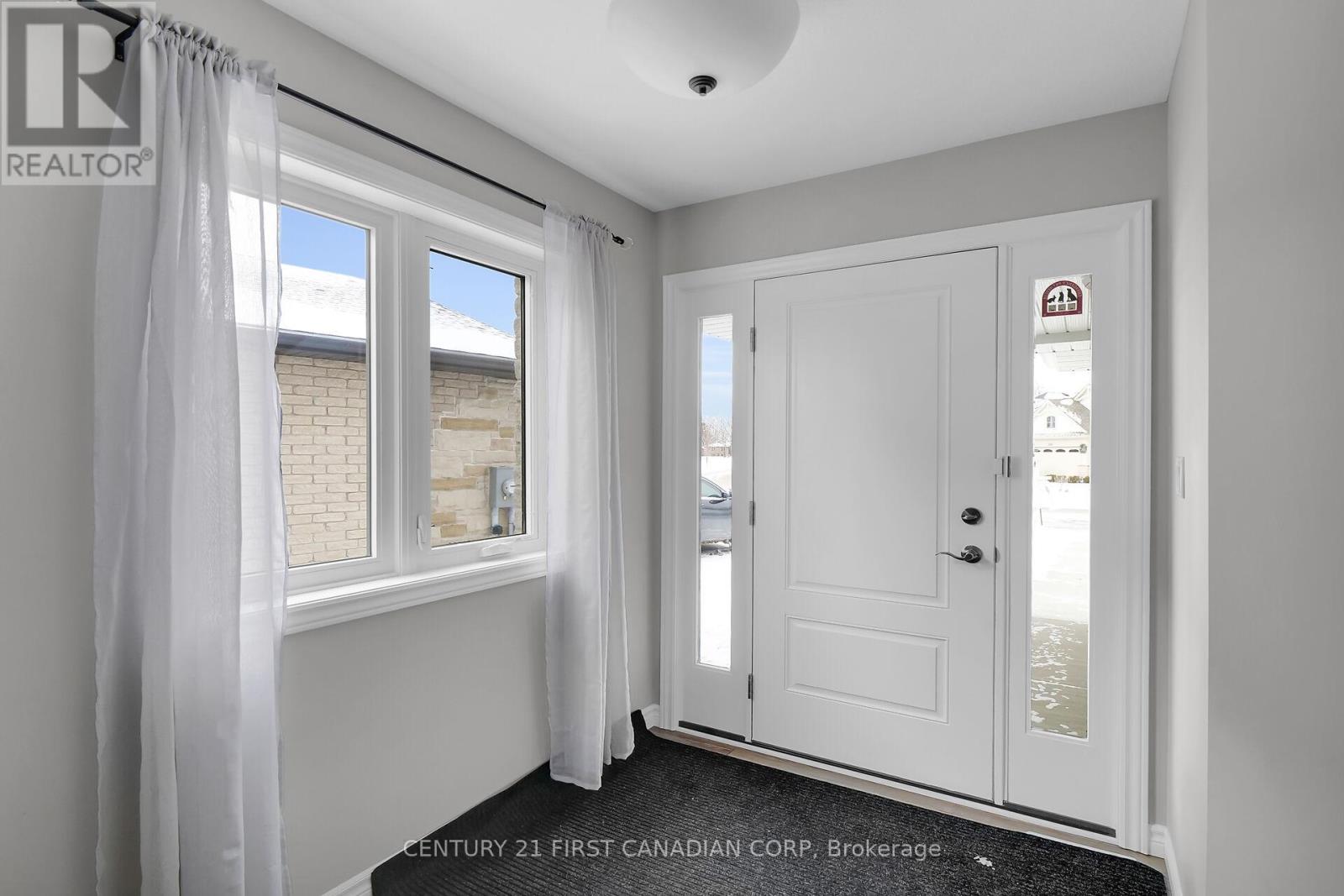 226 Emery Street, Central Elgin, Ontario  N5L 0A5 - Photo 24 - X12448787
