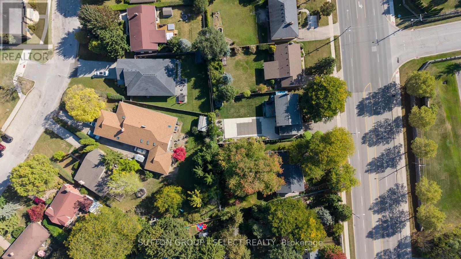 272 Commissioners Road E, London South (South G), Ontario  N6C 2T2 - Photo 37 - X12448798