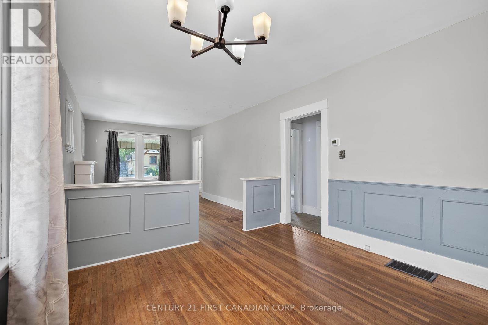 1230 Dundas Street, London East, Ontario  N5W 3B2 - Photo 16 - X12448814