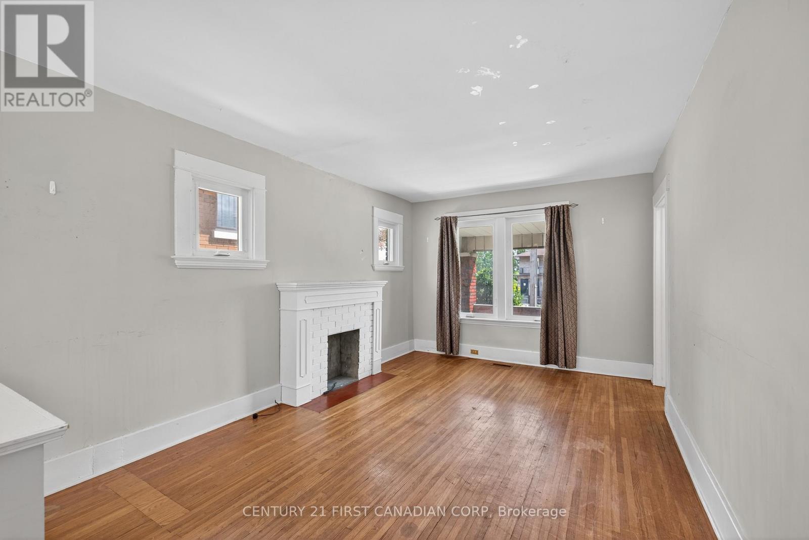 1230 Dundas Street, London East, Ontario  N5W 3B2 - Photo 19 - X12448814