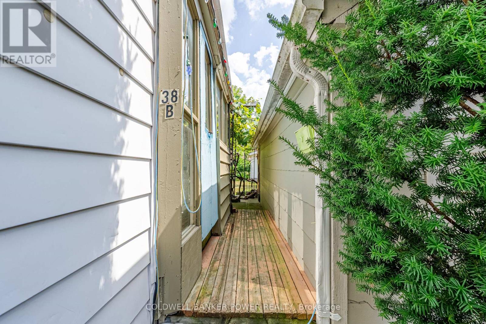 38 Linwood Street, London East (East C), Ontario  N5Y 1W2 - Photo 14 - X12448831