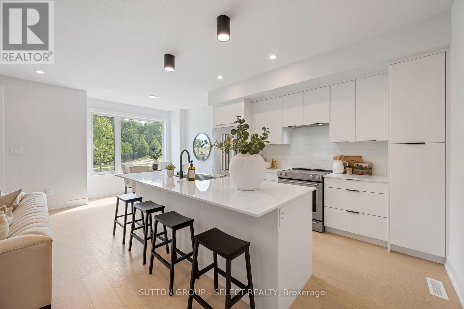 28 - 1175 Riverbend Road, London South (South B), Ontario  N6K 0L2 - Photo 11 - X12448834
