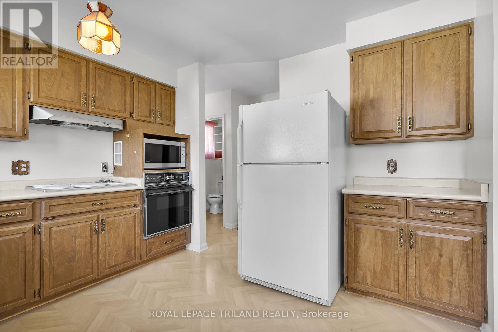 744 Dalkeith Avenue, London North, Ontario  N5X 1R6 - Photo 6 - X12448836